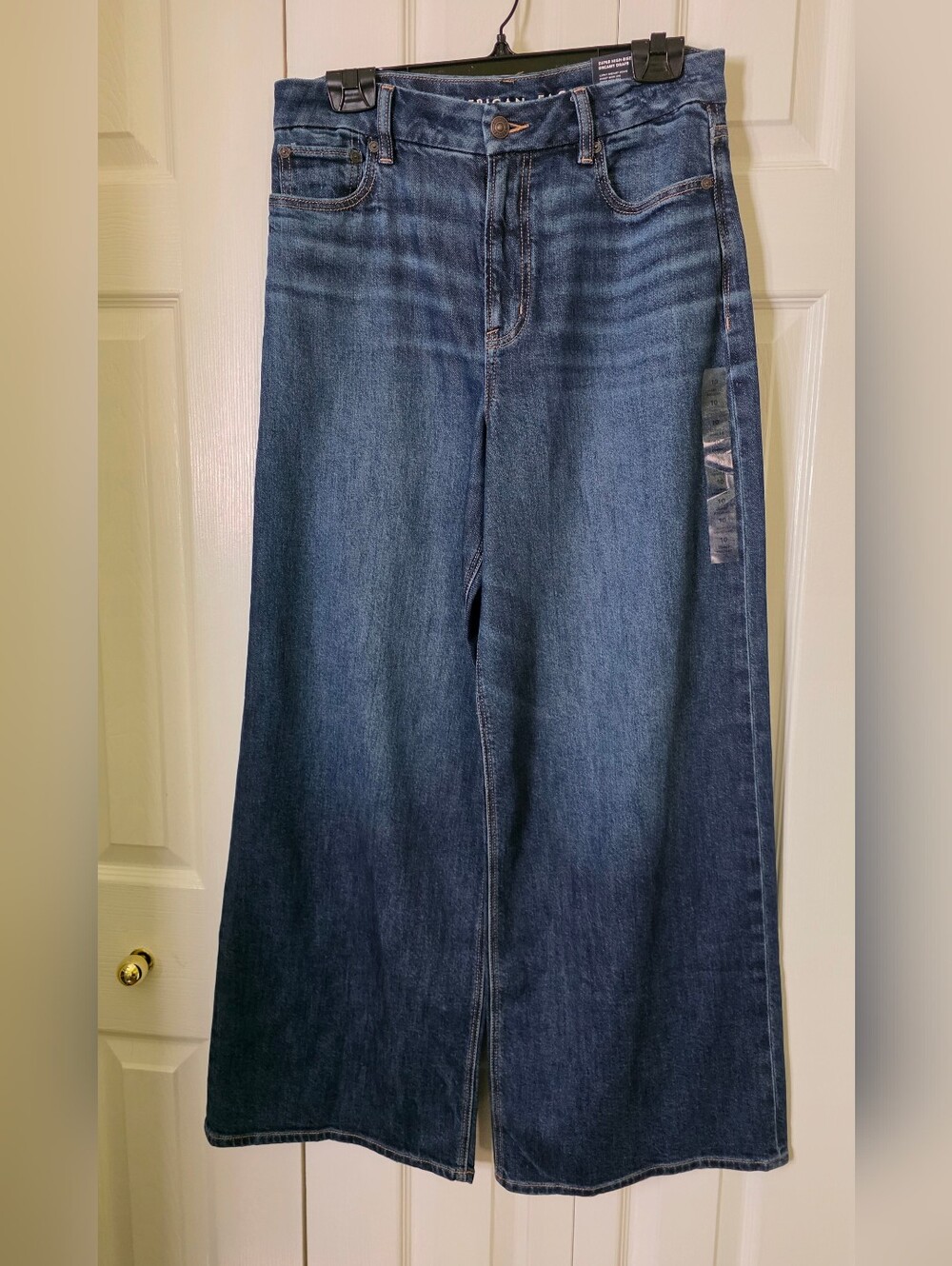 American Eagle Dark Indigo Dreamy Drape Stretch Super High-Waisted Wide Leg 10